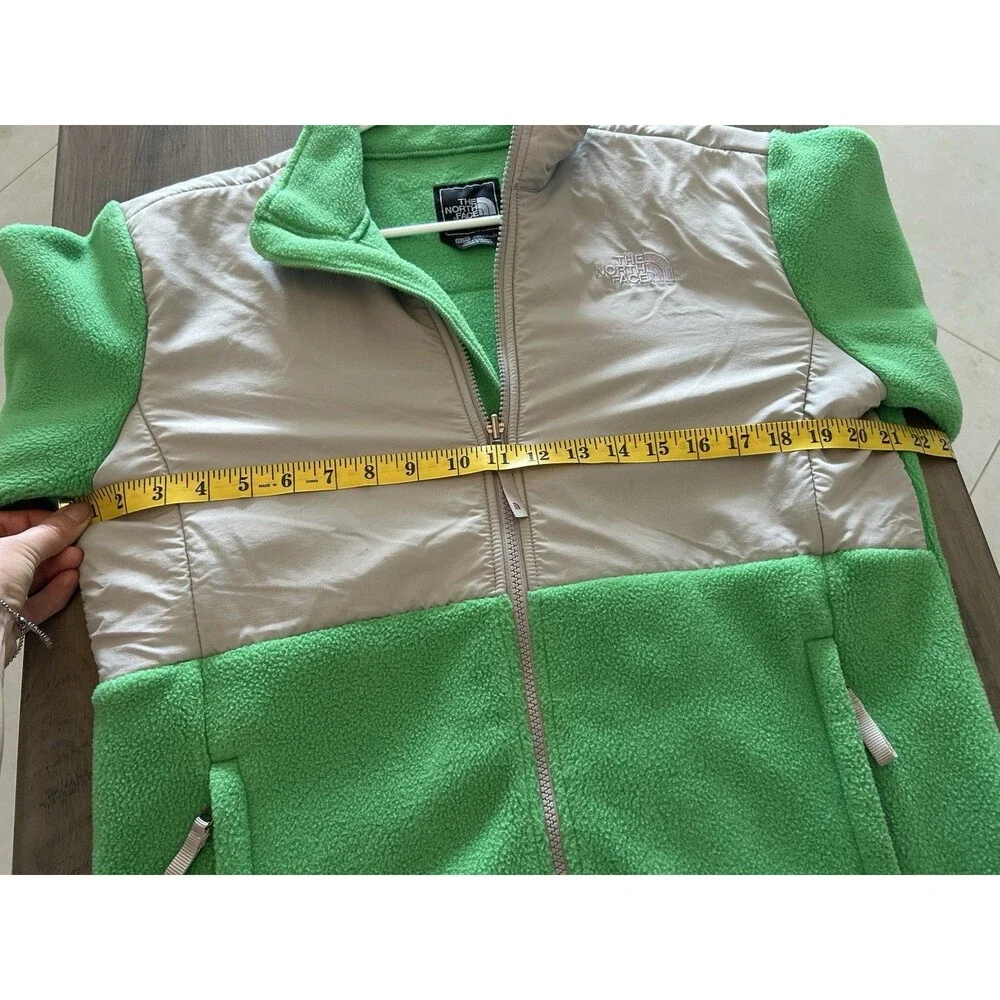 THE NORTH FACE DENALI JACKET Girls Size XL Green Gray SRP $109